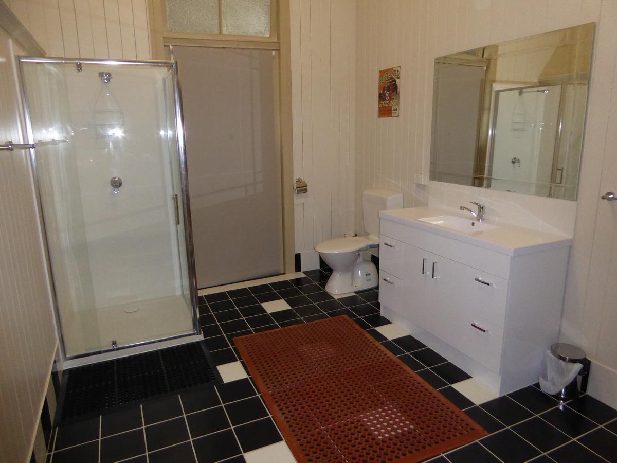 Exchange Hotel Toogoolawah מראה חיצוני תמונה