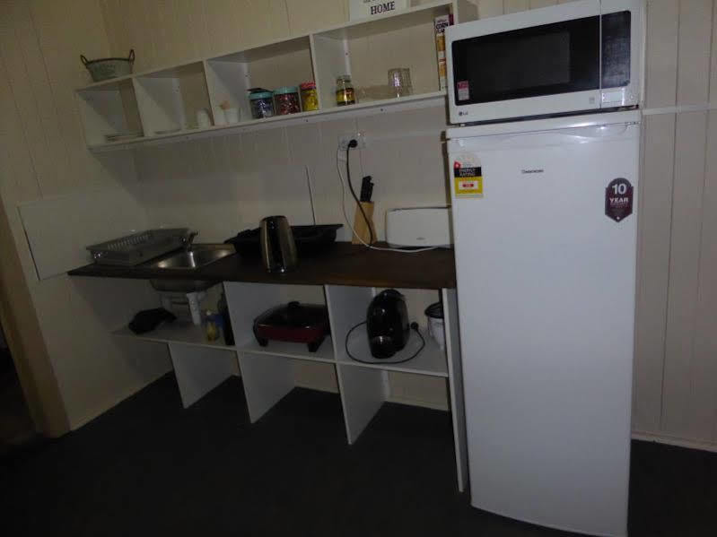 Exchange Hotel Toogoolawah מראה חיצוני תמונה